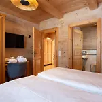 Beim Waicher Chalets & Suiten Zwischen Salzburg Und Chiemsee Ruhpolding