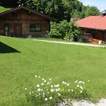 Beim Waicher Chalets & Suiten Zwischen Salzburg Und Chiemsee * Ruhpolding