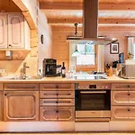 Dağ evi Beim Waicher Chalets & Suiten Zwischen Salzburg Und Chiemsee