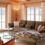 Dağ evi Beim Waicher Chalets & Suiten Zwischen Salzburg Und Chiemsee *
