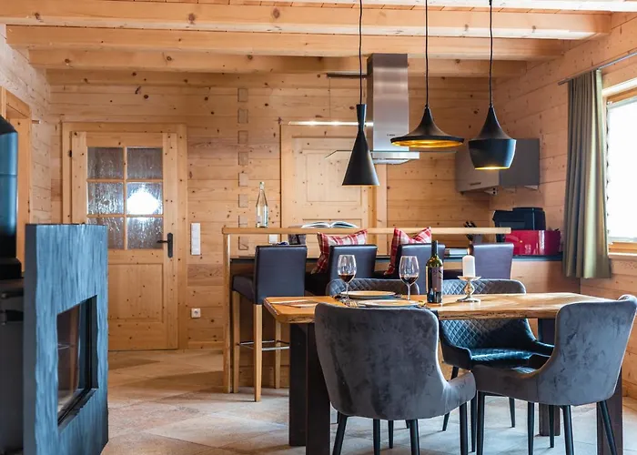 Beim Waicher Chalets & Suiten Zwischen Salzburg Und Chiemsee Chalet